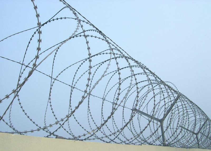 Concertina Razor Wire (4)