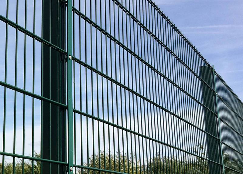 Double Wire Mesh Fence_ 2D Panel Fence (4)